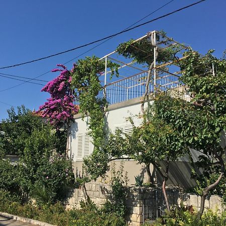 Domuskova Apartment Podstrana Bagian luar foto
