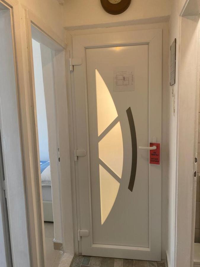 Domuskova Apartment Podstrana Bagian luar foto