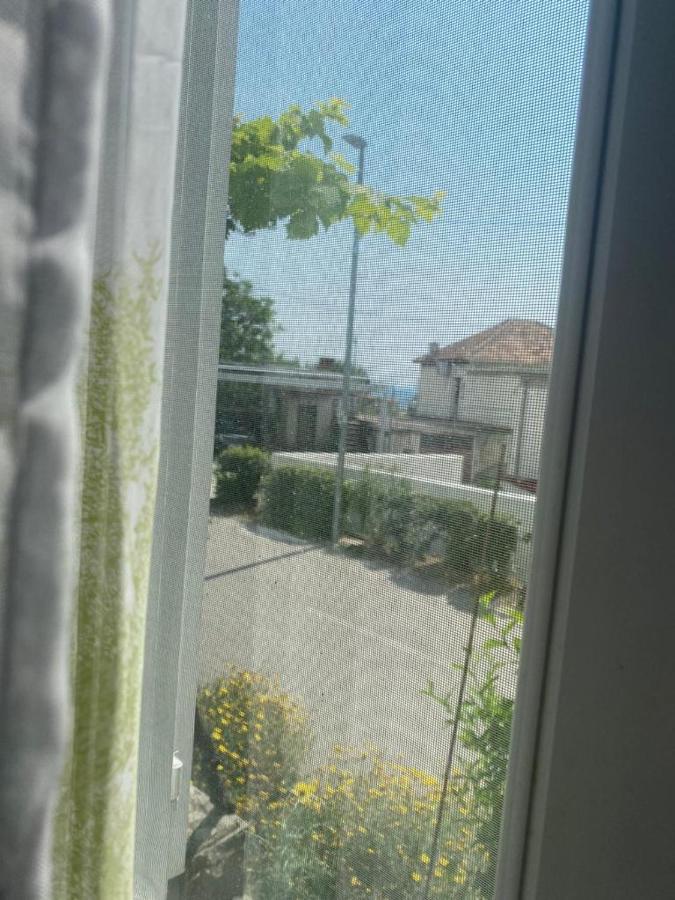 Domuskova Apartment Podstrana Bagian luar foto